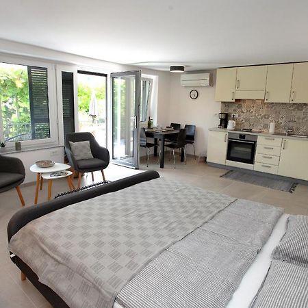 Modern Apartment Parenzana Izma Portorož Buitenkant foto