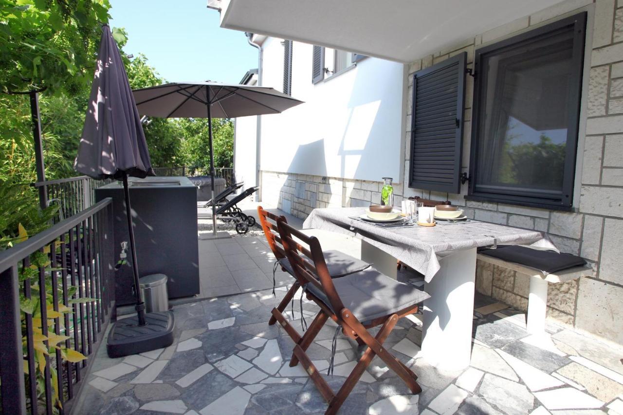 Modern Apartment Parenzana Izma Portorož Buitenkant foto